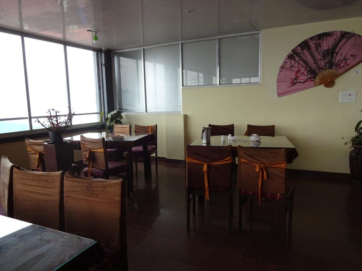 Jain Group Hotel Royal Residency Gangtok Exterior photo